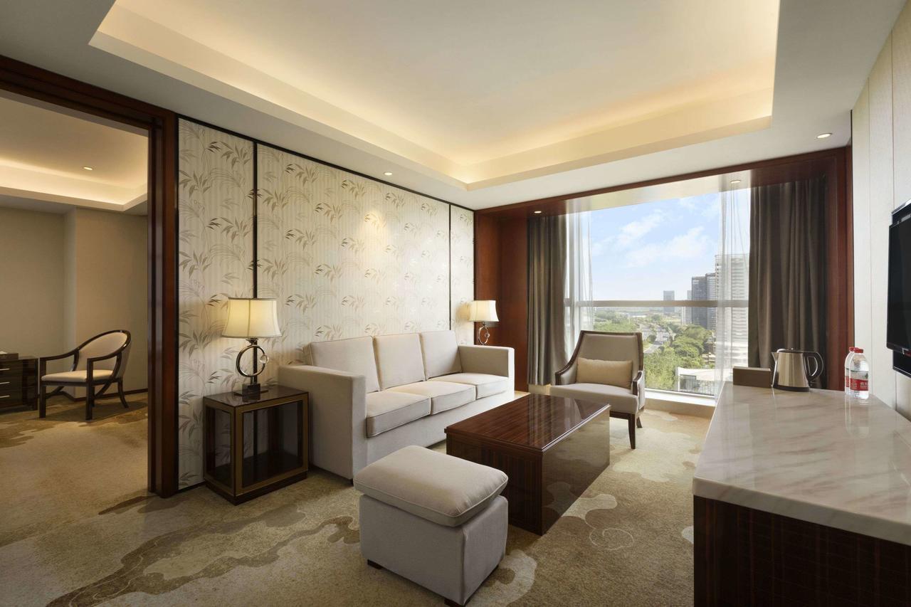 Ramada Jiaxing Hotel ภายนอก รูปภาพ