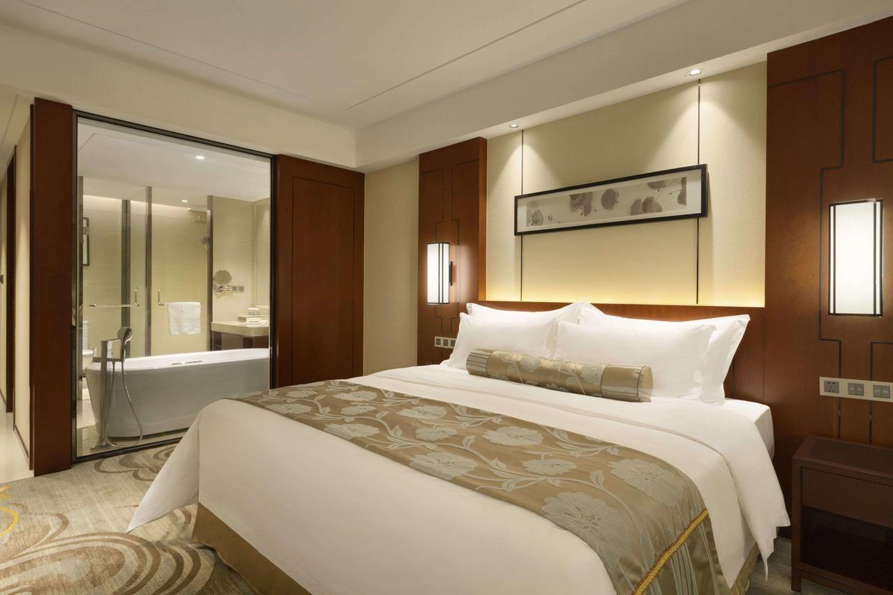 Ramada Jiaxing Hotel ภายนอก รูปภาพ