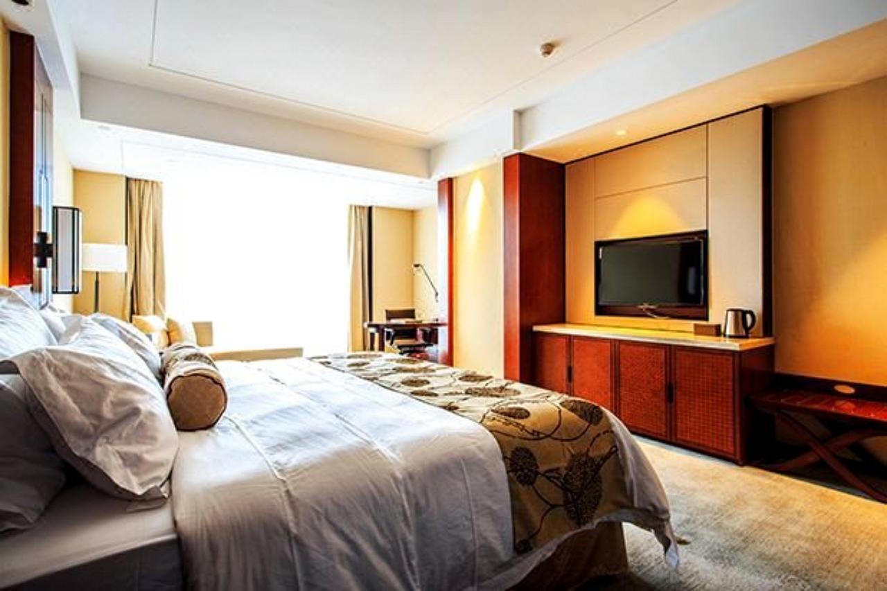 Ramada Jiaxing Hotel ภายนอก รูปภาพ