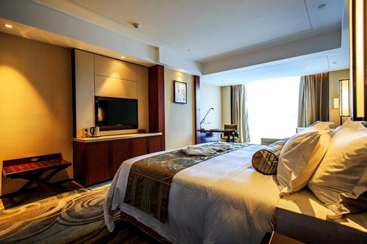 Ramada Jiaxing Hotel ภายนอก รูปภาพ
